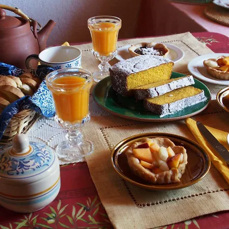 Casa La Valle, Gubbio, Frazione Santa Cristina Bed & Breakfast